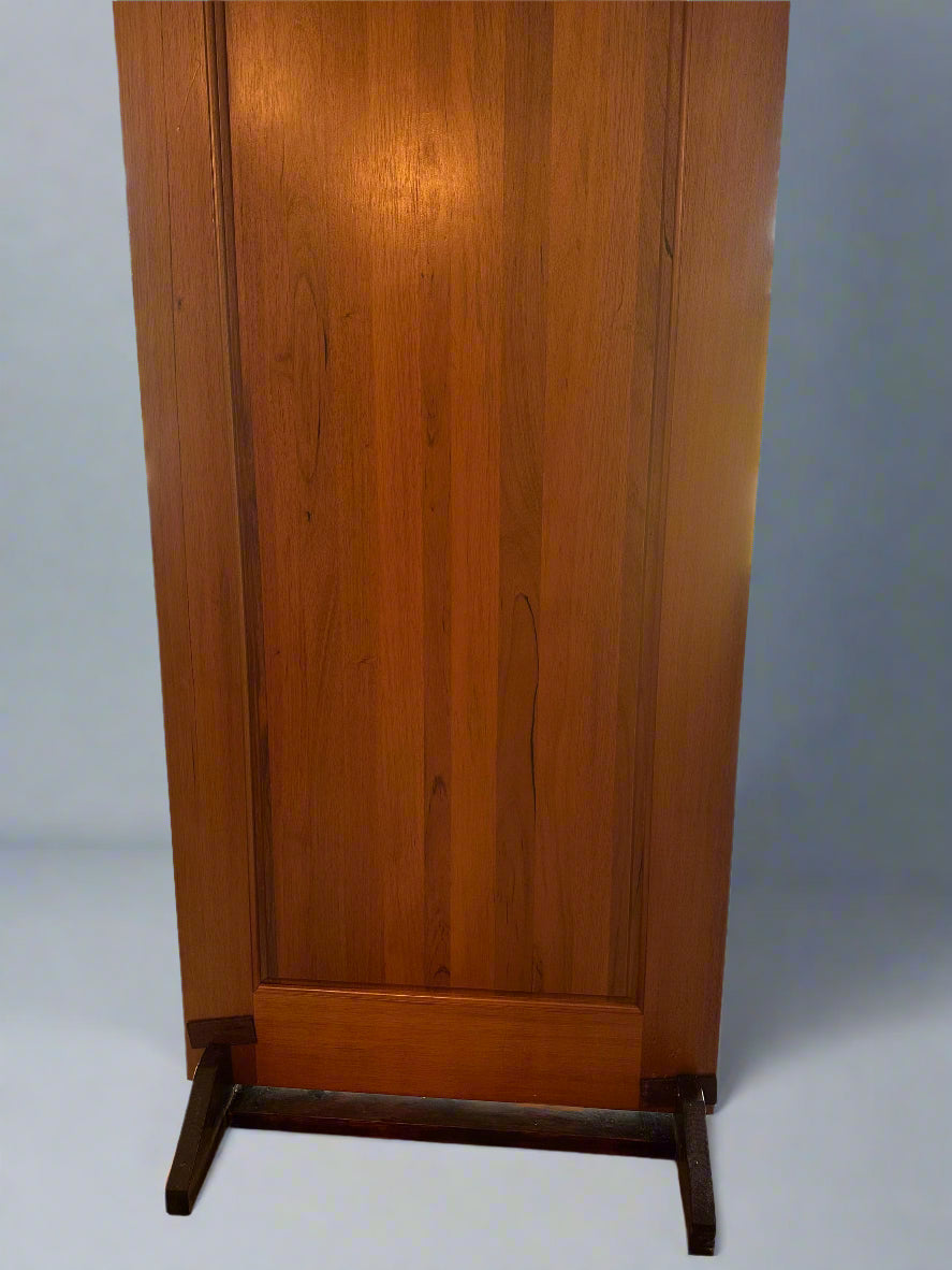 Hand-carved Brazilian Mahogany Entryway Doors - Christ Knocking Door